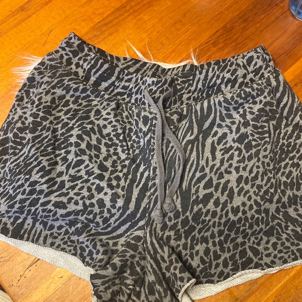 COPY - Animal print cotton shorts size lg